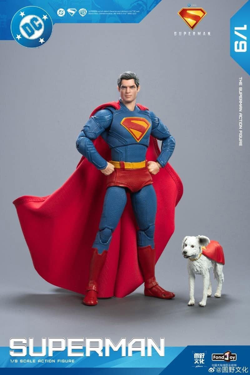 SUPERMAN (con Krypto) (versión Deluxe) - Figura Coleccionable