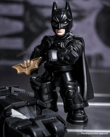 DC BATMAN DEFENDER Version 01 - Legendary Batman Assemble - Model Kits Blokees - Figura Coleccionable / Caja Misteriosa