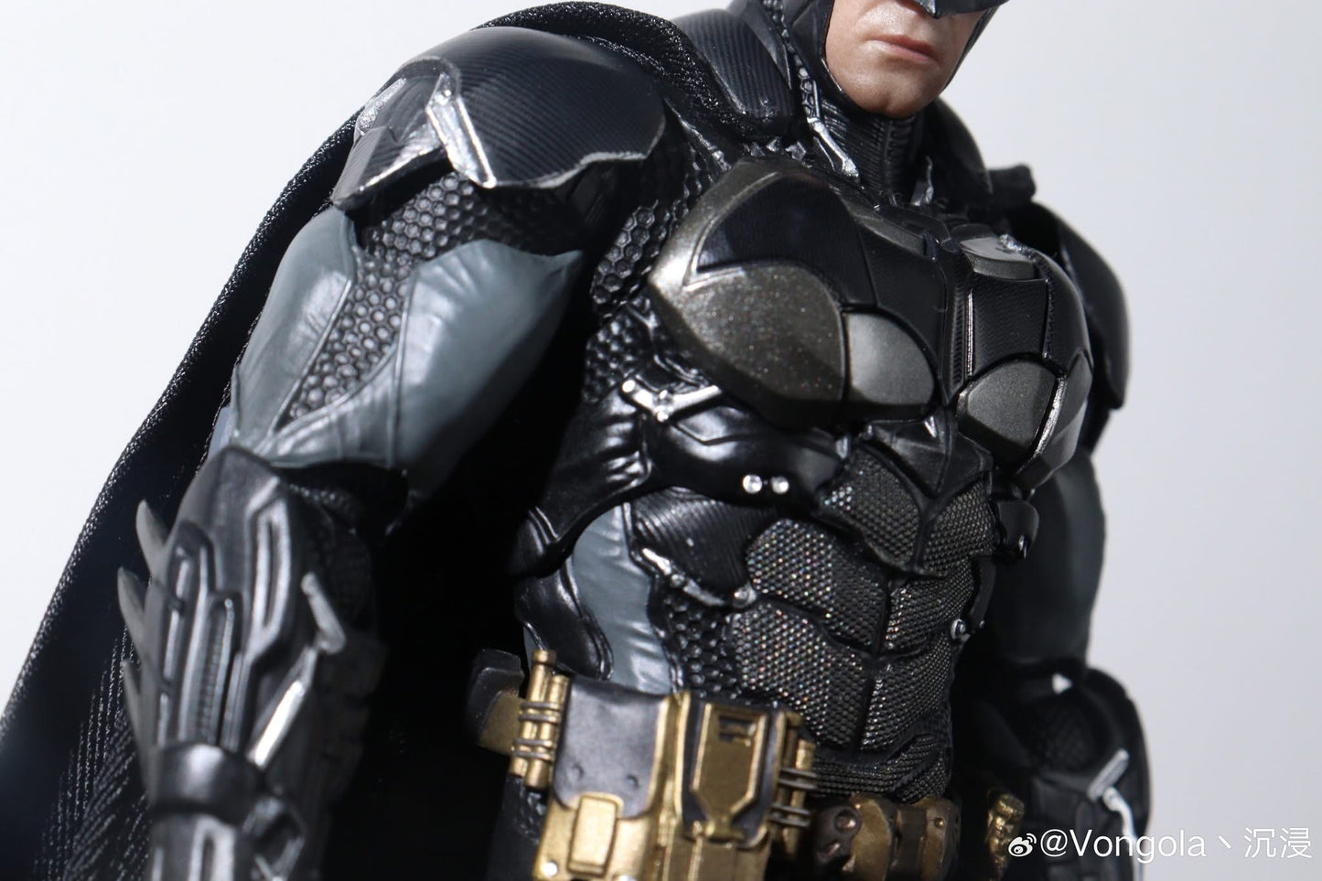 BATMAN - Arkham Knight V8.04 - LPZZ DC001 - Figura Coleccionable
