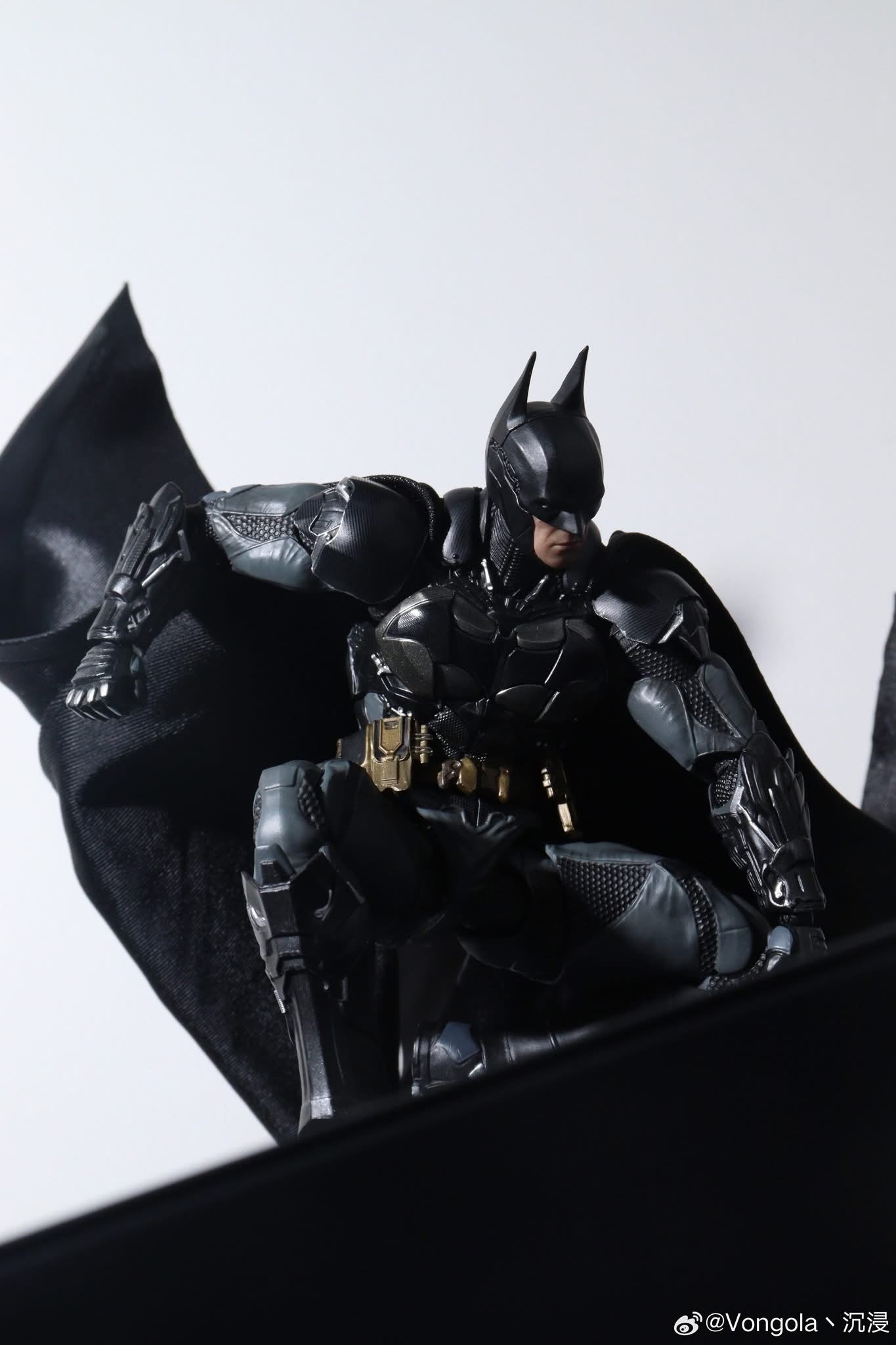 BATMAN - Arkham Knight V8.04 - LPZZ DC001 - Figura Coleccionable