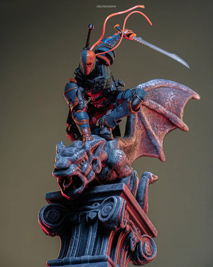 DEATHSTROKE - Batman: Arkham Knight - LPZZ DC002 - Figura Coleccionable