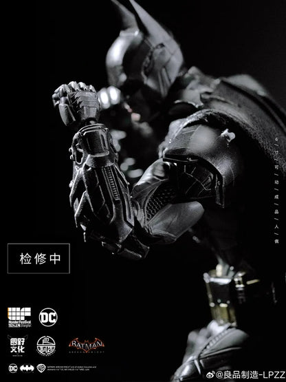 BATMAN - Arkham Knight V8.04 - LPZZ DC001 - Figura Coleccionable
